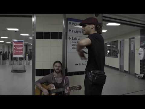 BLUEY ROBINSON - SINGING ON LONDON UNDERGROUND - VAUXHALL STATION
