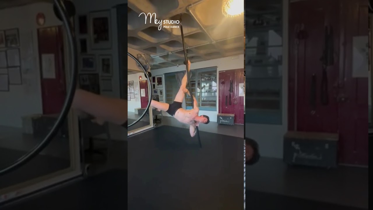 Flyingpole Strap & Poledance Aula - Mey Pole Dance Studio