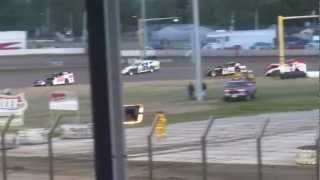 preview picture of video 'Davenport Speedway IMCA Modified Heat 1'