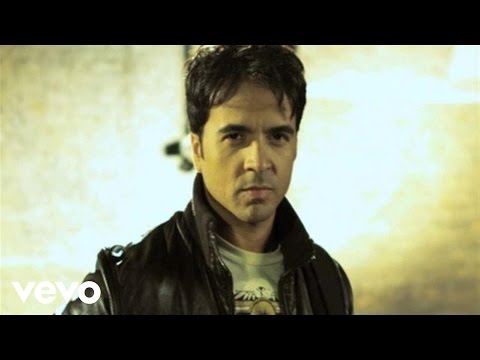 Luis Fonsi - Gritar (Official Music Video)