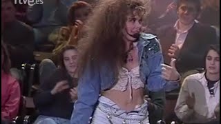 GLORIA TREVI – “No Tengo Ropa”, Programa Un, dos, tres…(Emisión 1992)