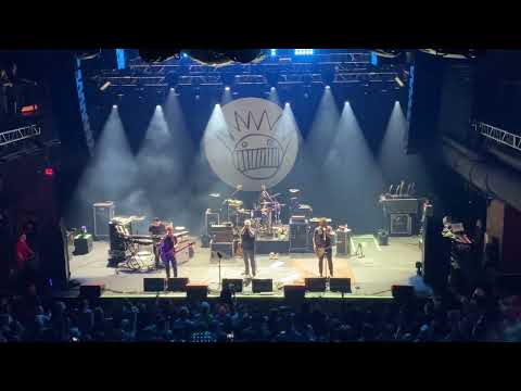 Ween - Don’t Get Too Close (To My Fantasy) ~ Touch My Tooter 2023-03-16 at the Brooklyn Bowl, Las …