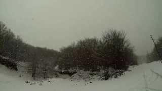 preview picture of video 'Chutes de neige au pied du pic de Nore'