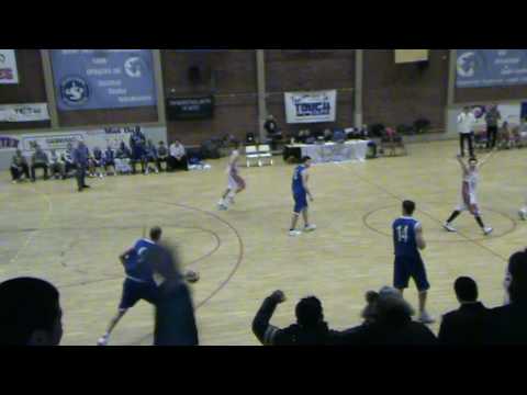 ÅRETS STOCKHOLMSDERBY--- EAGLES-AKROPOL 81 -66