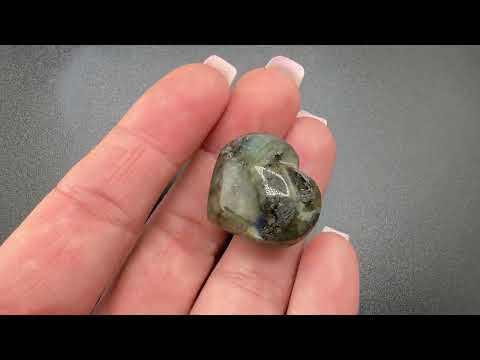 Серце з лабрадору 20*25мм - камінь для медитації