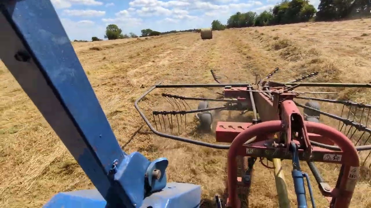 Somerset EV — Leyland 255 electric tractor in action