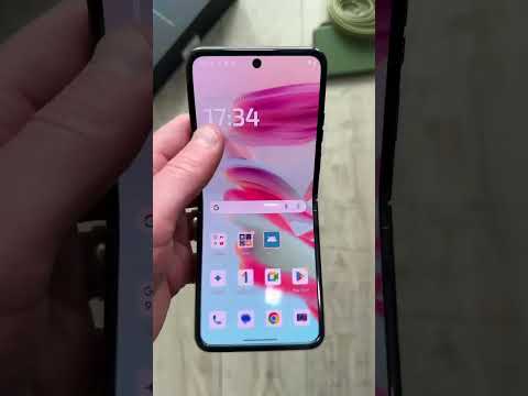 Top 5 Flip Phones of 2025 for Innovation Lovers!