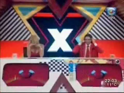 EL PROFE LE PARA EL CARRO A CLAUDIA, AYYYY BENDITA TV