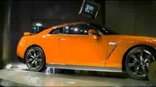 preview picture of video 'GTR R35 Orange Blue Green Yellow'