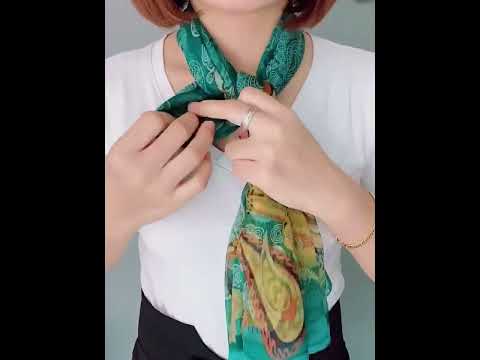 The way of tying silk scarves in winter