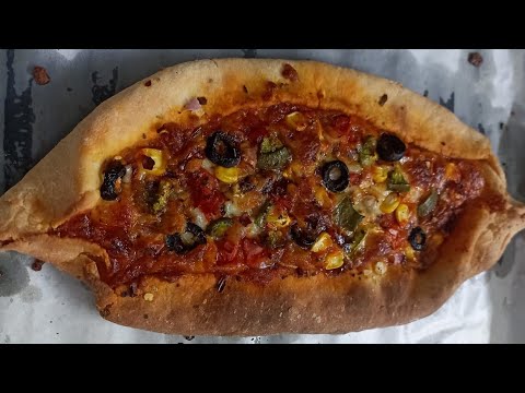 Kritika Cakes n Bakes Happy New Year  Veg Tukrish  Pizza 🍕🍕