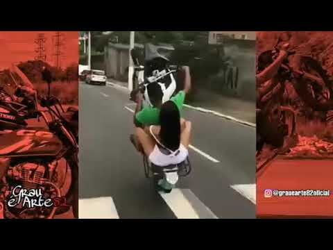 MC MENOR DA C3 - QUEM PODE MAIS CHORA MENOS (GR6 EXPLODE) DJ BOY