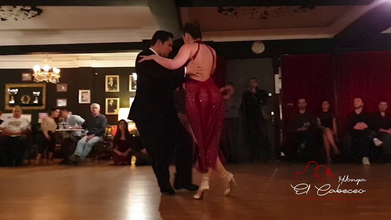 Juliano Andrade & Paula Emerick - 1/4 - Alfredo Gobbi "Estas En Mi Corazon"