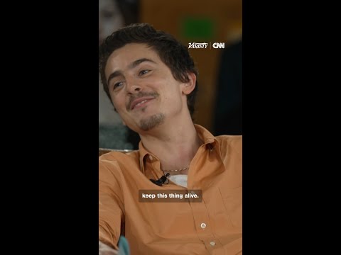 تشارليز ثيرون تهاجم تيموثي شالاميه: سيتمكن الذكاء الاصطناعي من القيام بعمله 