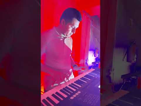   Llegar Con Ella  (El autobús) 