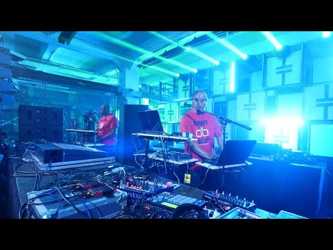 AUX88 // Live @ KONTAKTOR