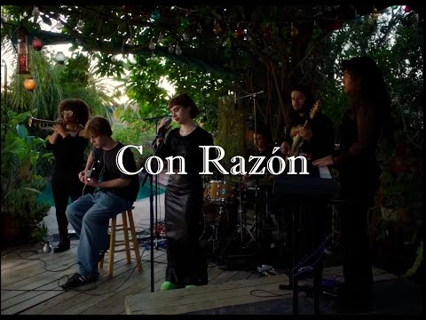 Alé Araya - Con Razón (Live Performance Video)