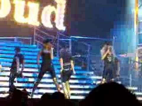 Girls Aloud - Something Kinda Ooh (Sheffield 22/05/07)