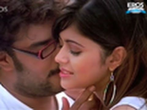 Aaradi Rakshasano song - Ayntham Padai