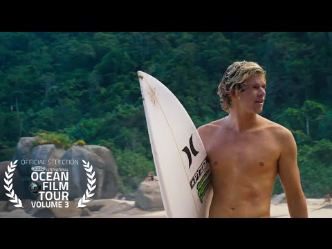 International OCEAN FILM TOUR Volume 3 | VIEW FROM A BLUE MOON