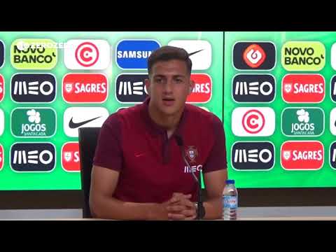 Diogo Dalot: «Para mim é sempre bom estar a repr...