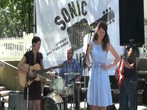 Misty Lyn & the Big Beautiful at Sonic Lunch on June 30, 2011