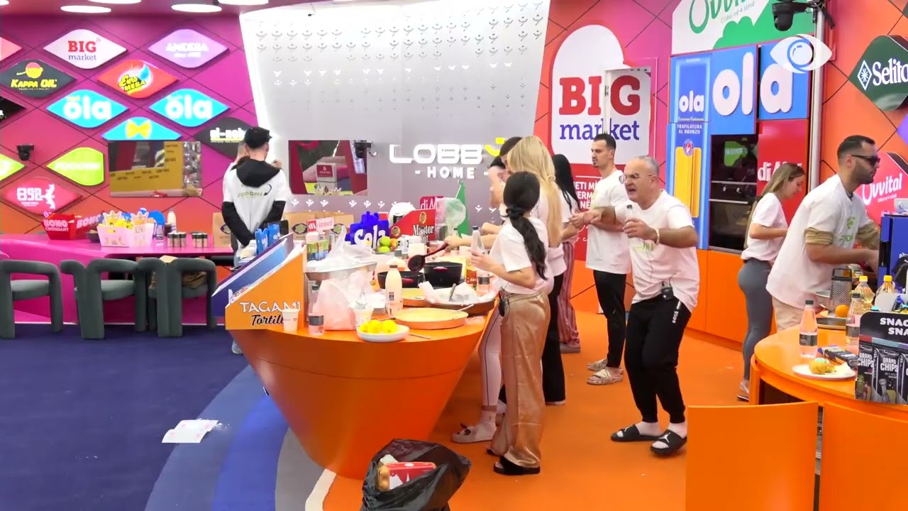 Lum ai që të ka ty…/ Artani komplimenton Gretën për petullat