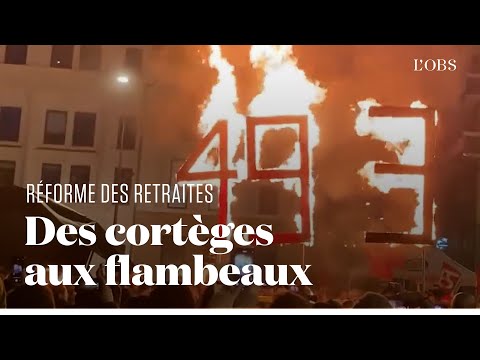 Des cortèges aux flambeaux à Nantes et Grenoble contre la réforme des retraites