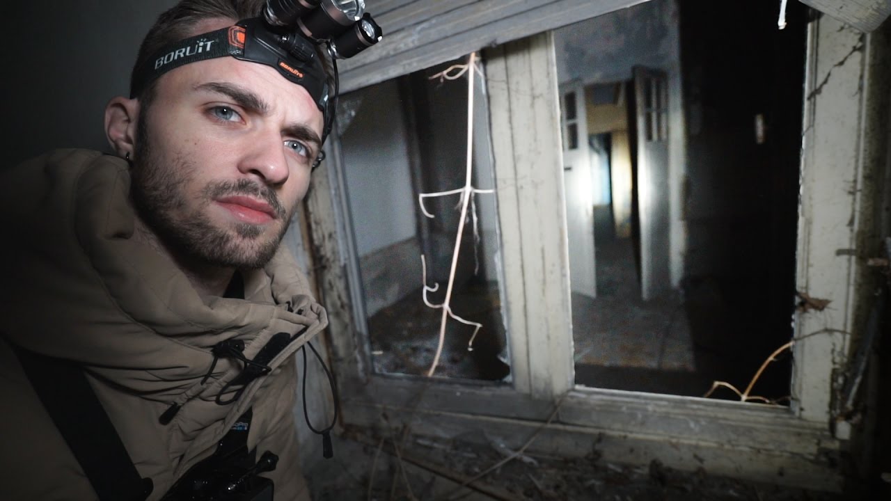 VISITE D'UN HÔPITAL ABANDONNÉ EN PLEINE FORÊT thumbnail