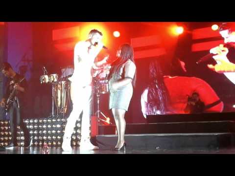 Mickael Carreira e Deolinda Kinzimba - Eu sem você (Casino da Póvoa de Varzim )12-3-2016