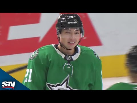 Stars' Jason Robertson Scores Three Straight For Natural Hat Trick
