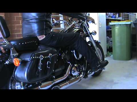 Kuryakyn SwingWing Pegs on my Kawasaki VN800 Classic