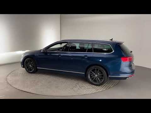 Passat Estate R-Line 2.0 TSI 272PS DSG Aquamarine Blue Metallic  - KY69UHG
