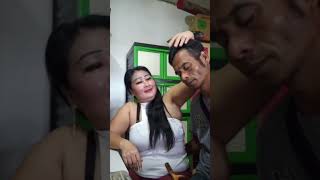 Download lagu PIJATNYA TIDAK BISA DITAWAR, MAU PULANG SUDAH TERLANJUR MASUK KAMAR mp3