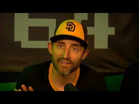 Mega64 Podcast 498 - Rocco's Outfit & Which Would Rocco Wear?