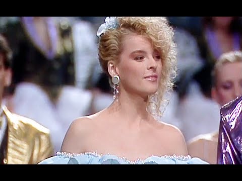Iveta Bartošová, Karel Gott, Helena Vondráčková, Jiří Korn a další - Televizní ples (1989)