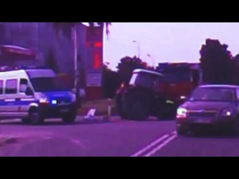 17.09.2012 Oleśnica - kolizja renault z ciągnikiem