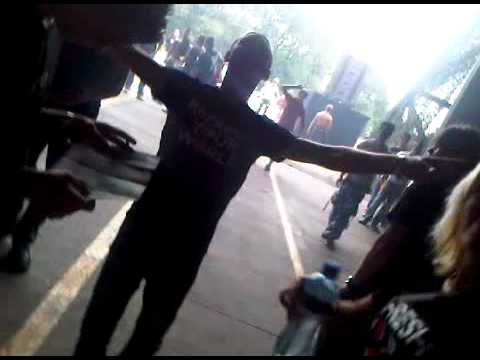 Q-base Raveolution A2 records hangar