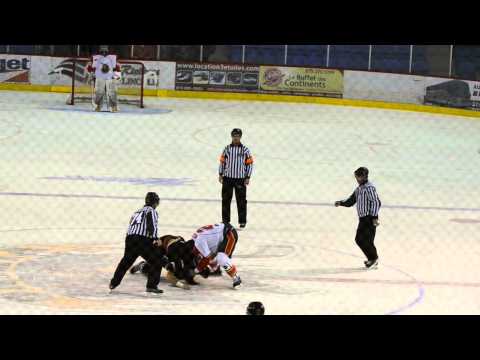 Alex Penner vs Thomas Bellemare