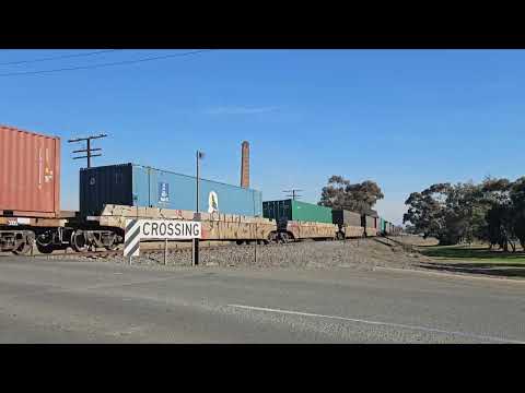 3XM4 PN Steelie & intermodal to Melbourne, 29/5/24, Stawell