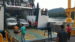 Download lagu Kapal Ferry KMP. ACEH HEBAT 2 Sandar di Pelabuhan Balohan Sabang mp3 Download lagu Kapal Ferry KMP. ACEH HEBAT 2 Sandar di Pelabuhan Balohan Sabang mp3