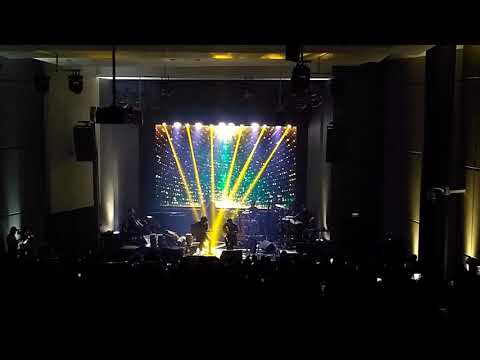 Tohpati Feat Ian Antono - Panggung Sandiwara (Konser Akustik Tohpati)