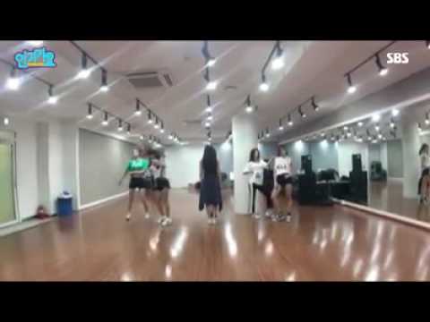 SBS FIVE Ws Dance Practice