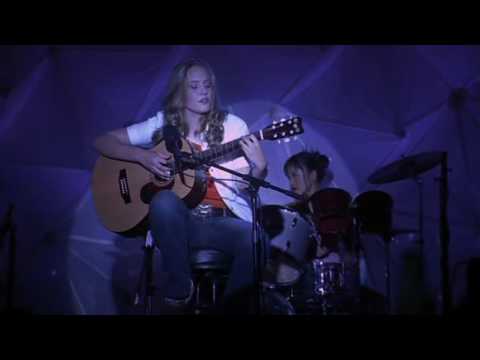 Pixel Perfect - When the Rain Falls