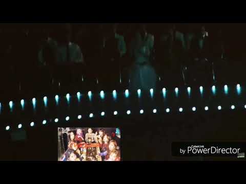 WANNA ONE, IU, IZ*ONE REACTION TO TWICE- DANCE NIGHT AWAY @AAA 2018