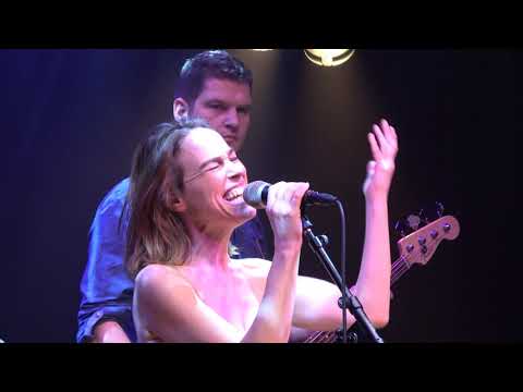 Nobody's Wife Nette Jongens