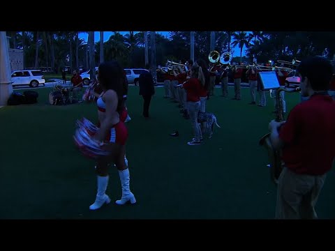 Trump Hosts Super Bowl Party in Florida