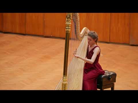 Benjamin Britten: Ouverture from Suite for Harp op. 83 // Claudia Lucia Lamanna