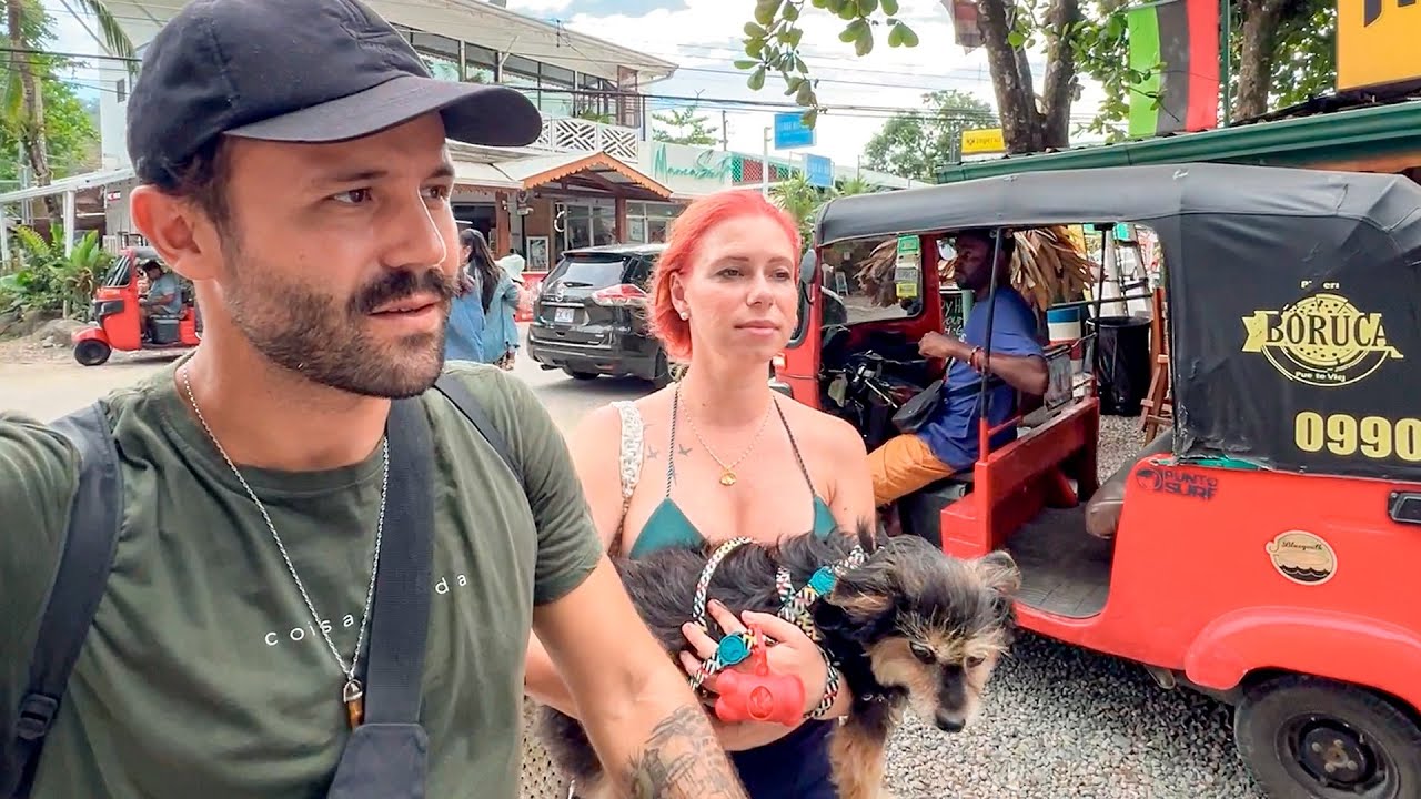 And that's how they welcomed us in Costa Rica 🇨🇷