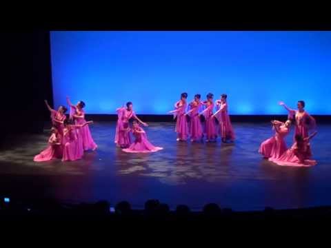 Dance (舞蹈): Needles and Embroidery (七绣坊) - Xuejuan Dance Ensemble